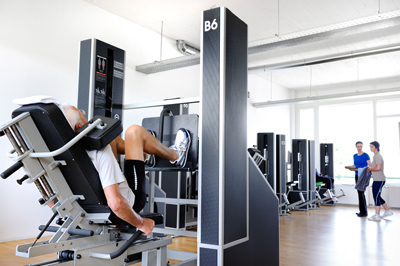 Kieser training a stroj B6